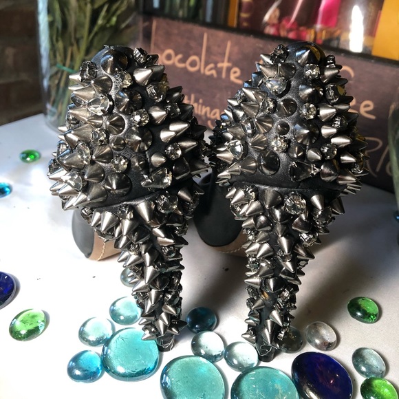 Sam Edelman Spiked Pumps - Picture 4 of 8